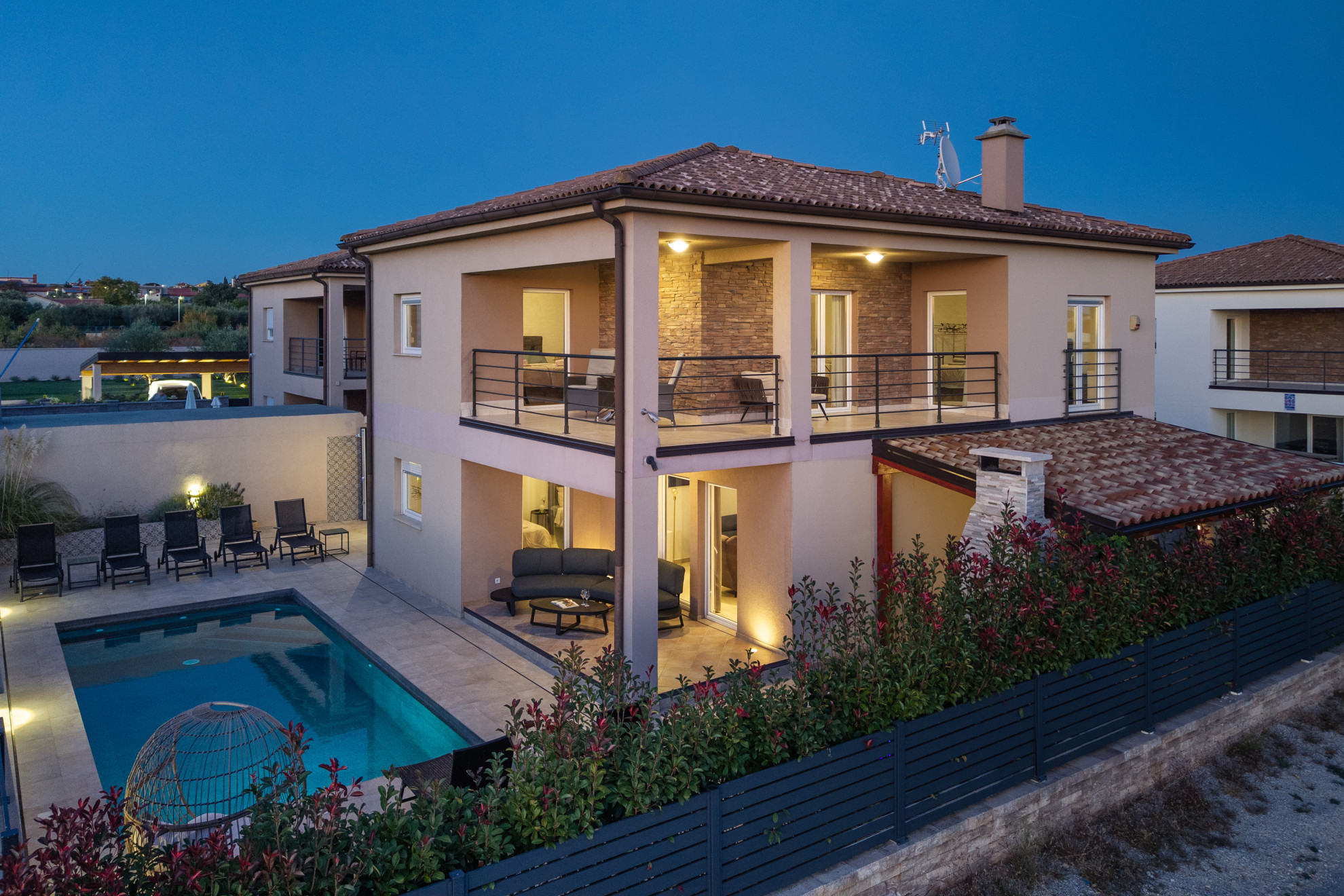 Search and Stay, undefined in undefined. Gallery position 0