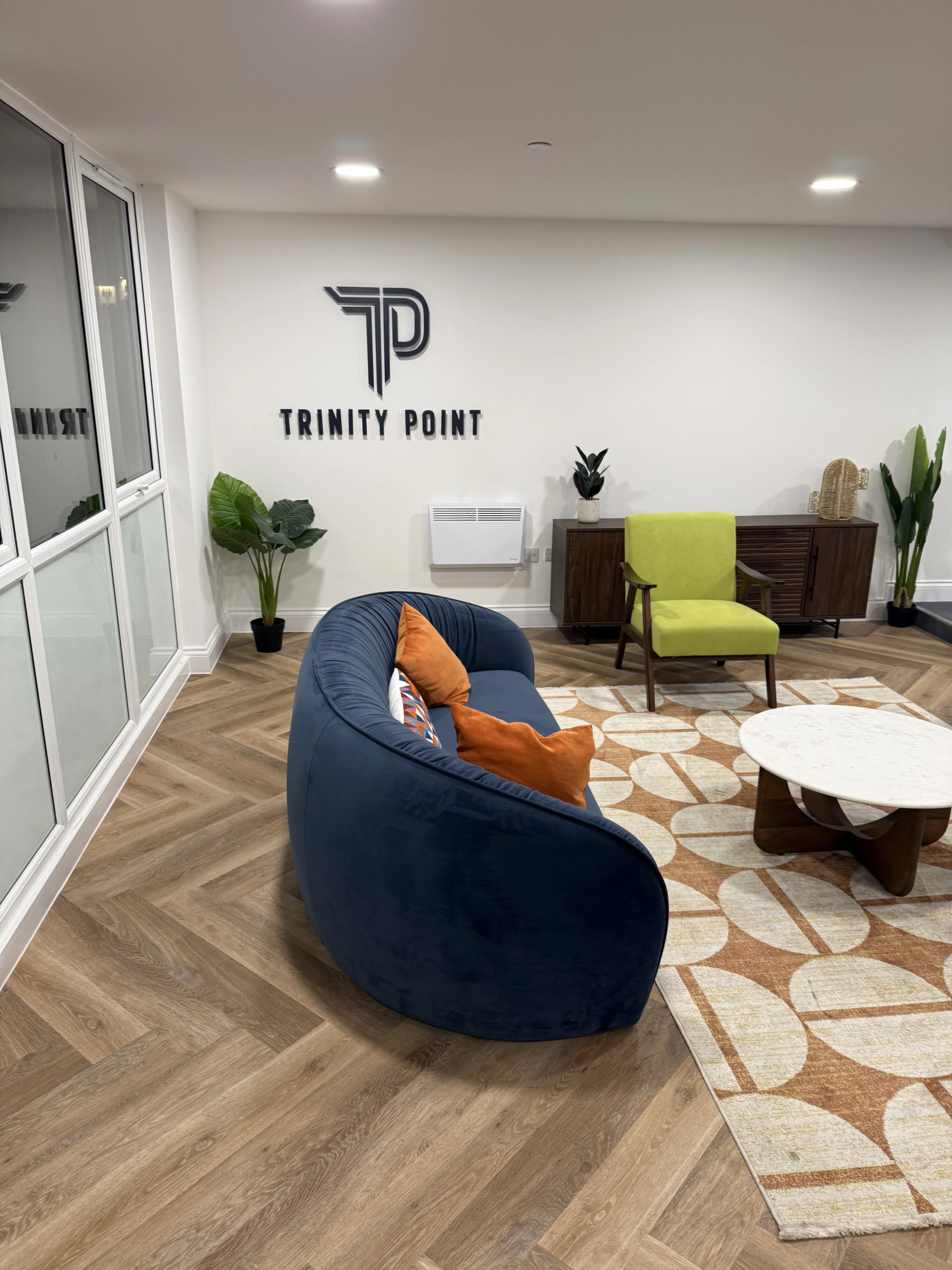 The Cosy Quayside Apartment - Two bedroom/Parking in Trinity Point Building DA11 0FD - Property image 76 - VivreStays