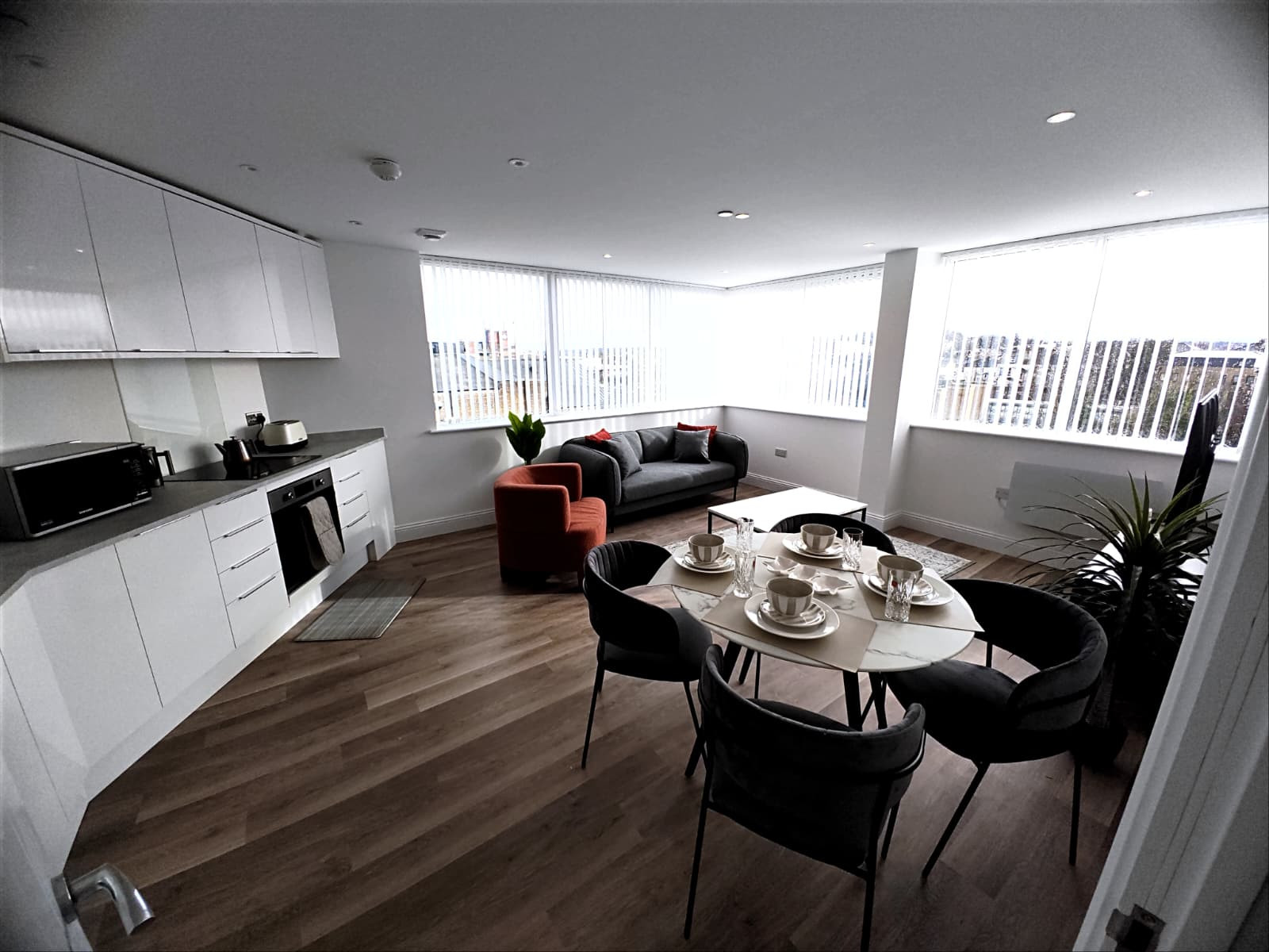 The Cosy Quayside Apartment - Two bedroom/Parking in Trinity Point Building DA11 0FD - Property image 18 - VivreStays