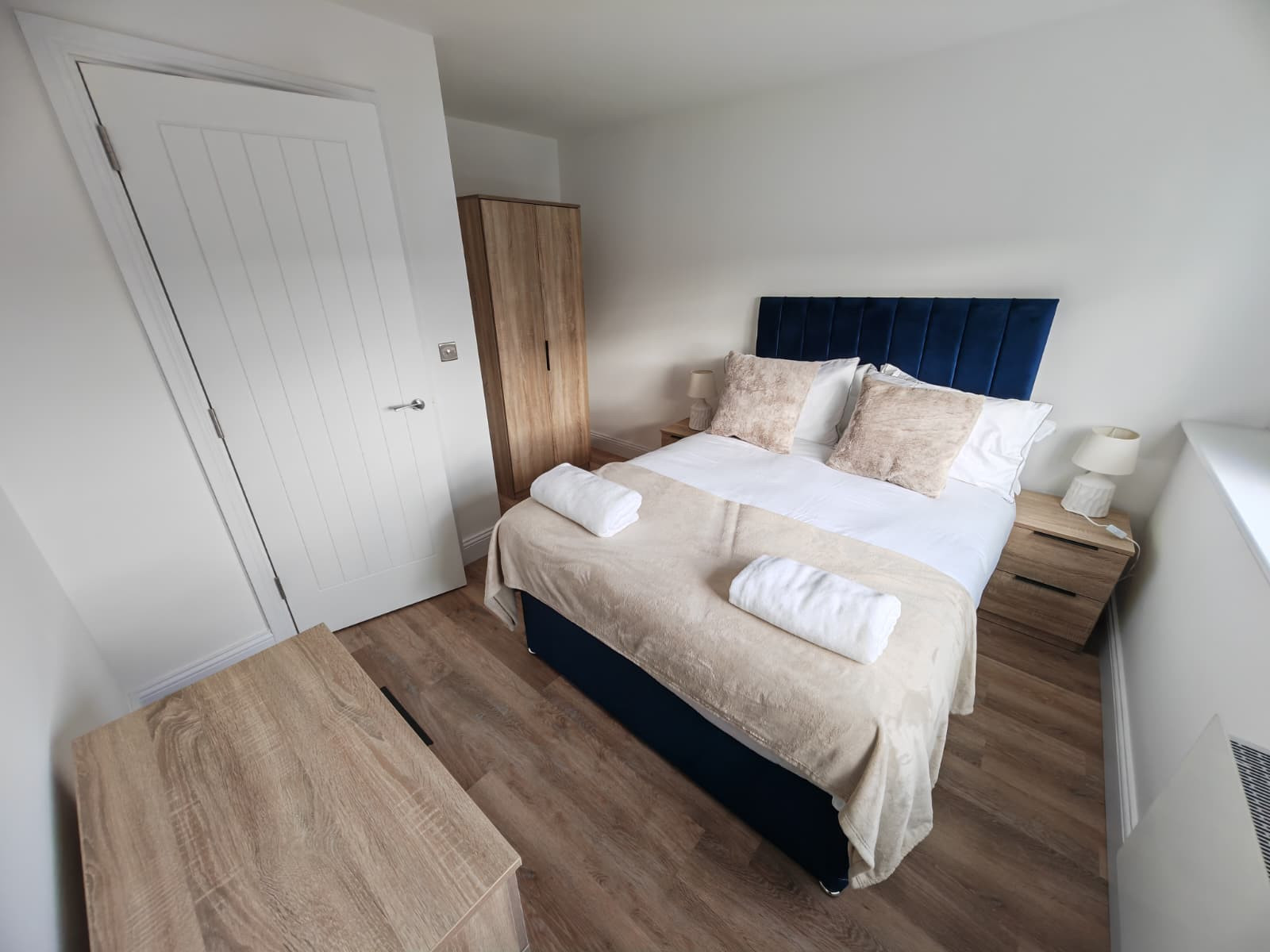 The Cosy Quayside Apartment - Two bedroom/Parking in Trinity Point Building DA11 0FD - Property image 22 - VivreStays