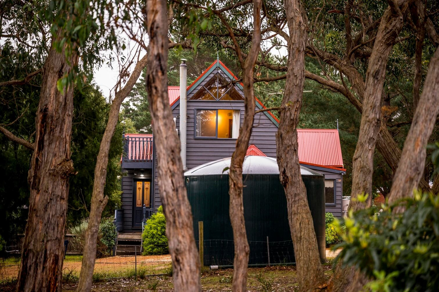 Search and Stay destination carousel image position 0