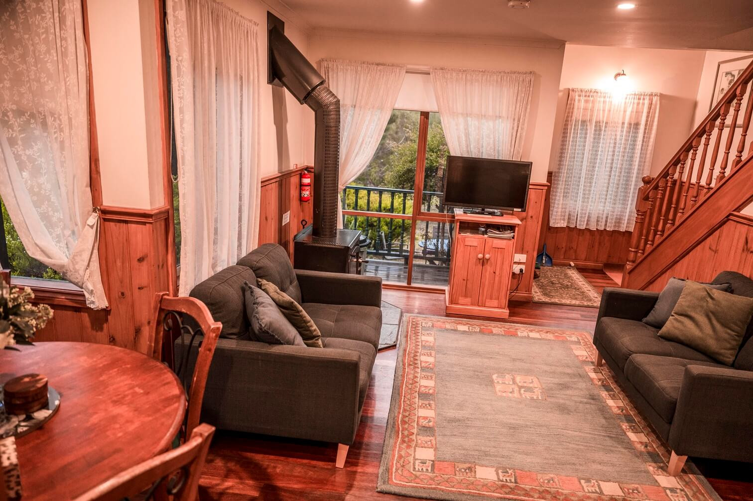 Search and Stay, undefined in undefined. Gallery position 3