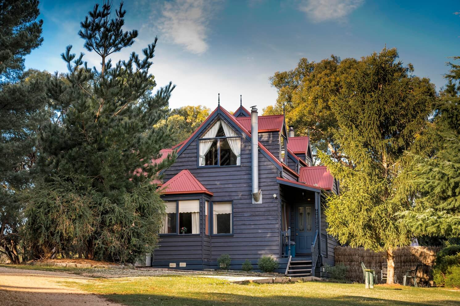 Search and Stay, undefined in undefined. Gallery position 1