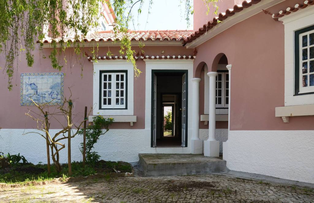 Search and Stay, undefined in undefined. Gallery position 2