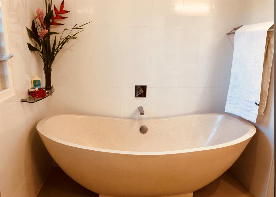 Search and Stay, undefined in undefined. Gallery position 4