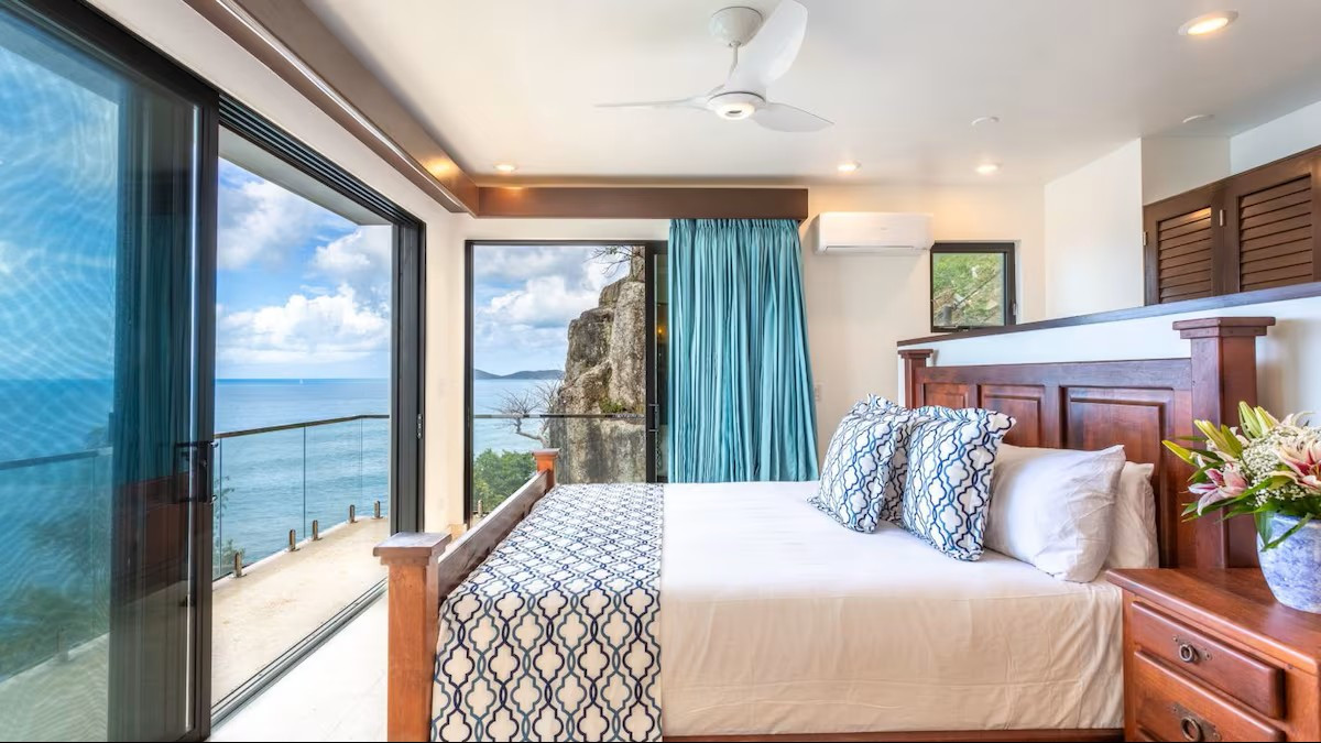 Search and Stay, undefined in undefined. Gallery position 3