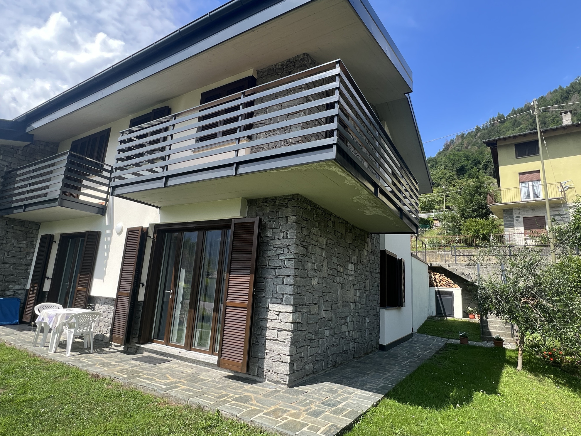 Search and Stay, undefined in undefined. Gallery position 0