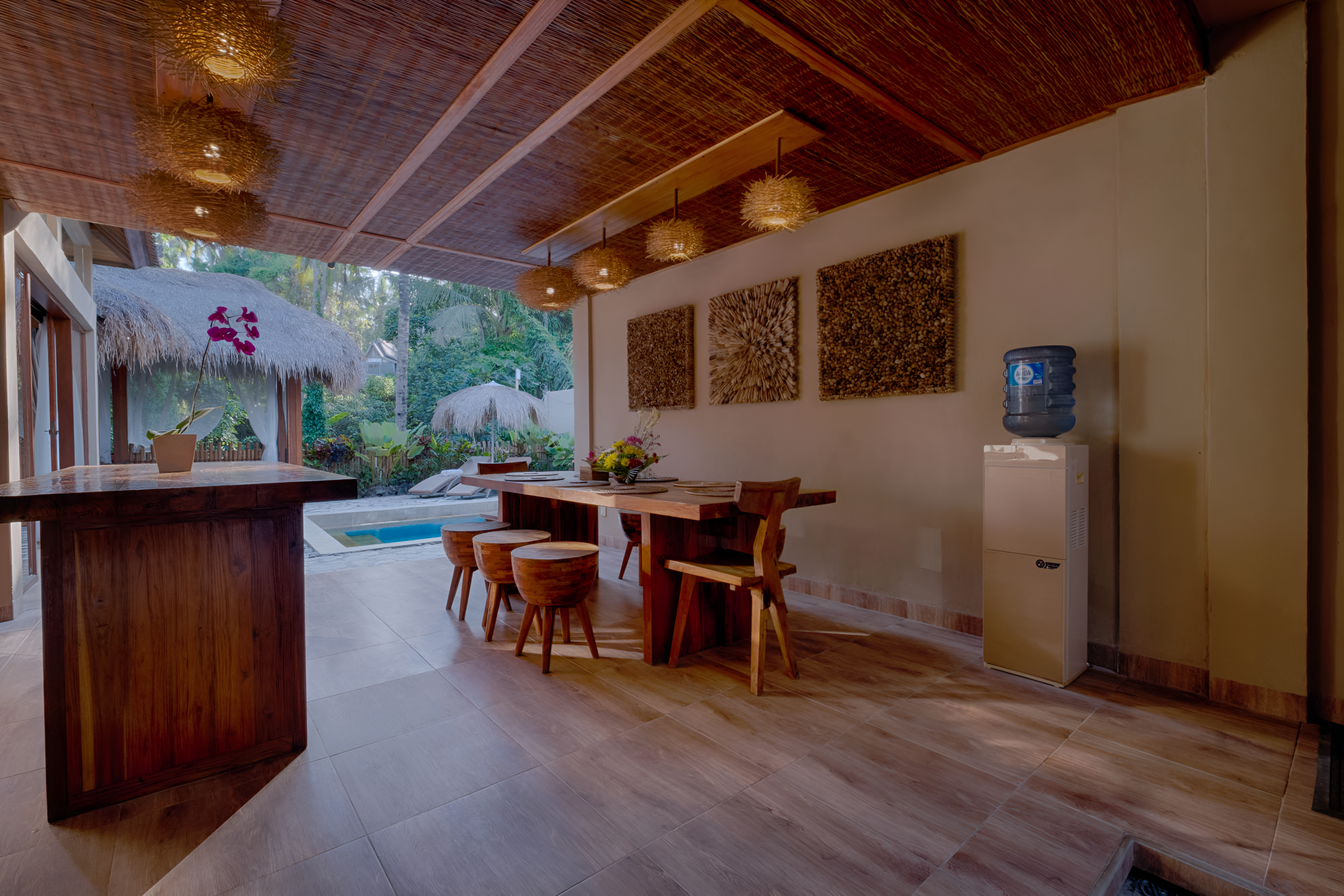 Search and Stay, undefined in undefined. Gallery position 4