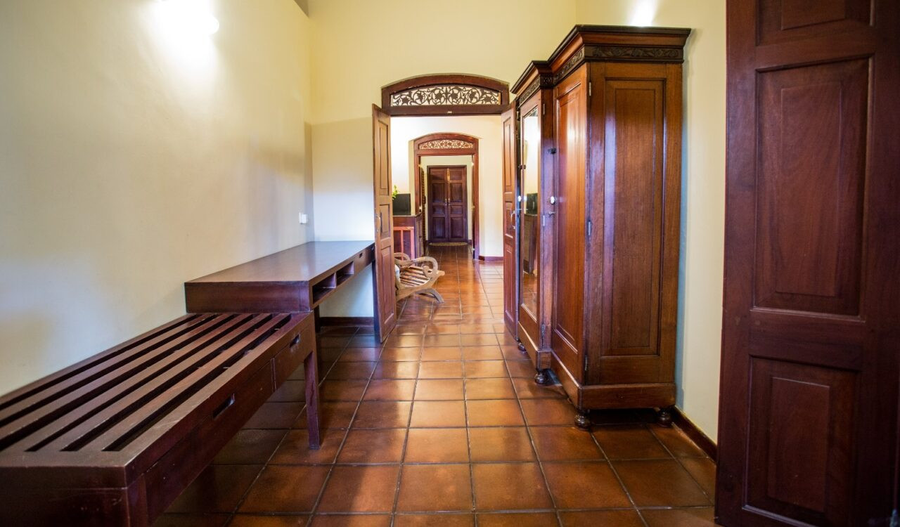 Search and Stay, undefined in undefined. Gallery position 1