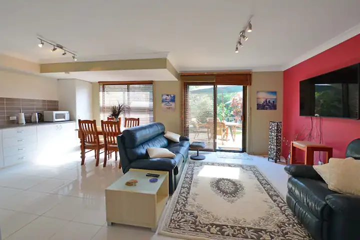 Search and Stay, undefined in undefined. Gallery position 1