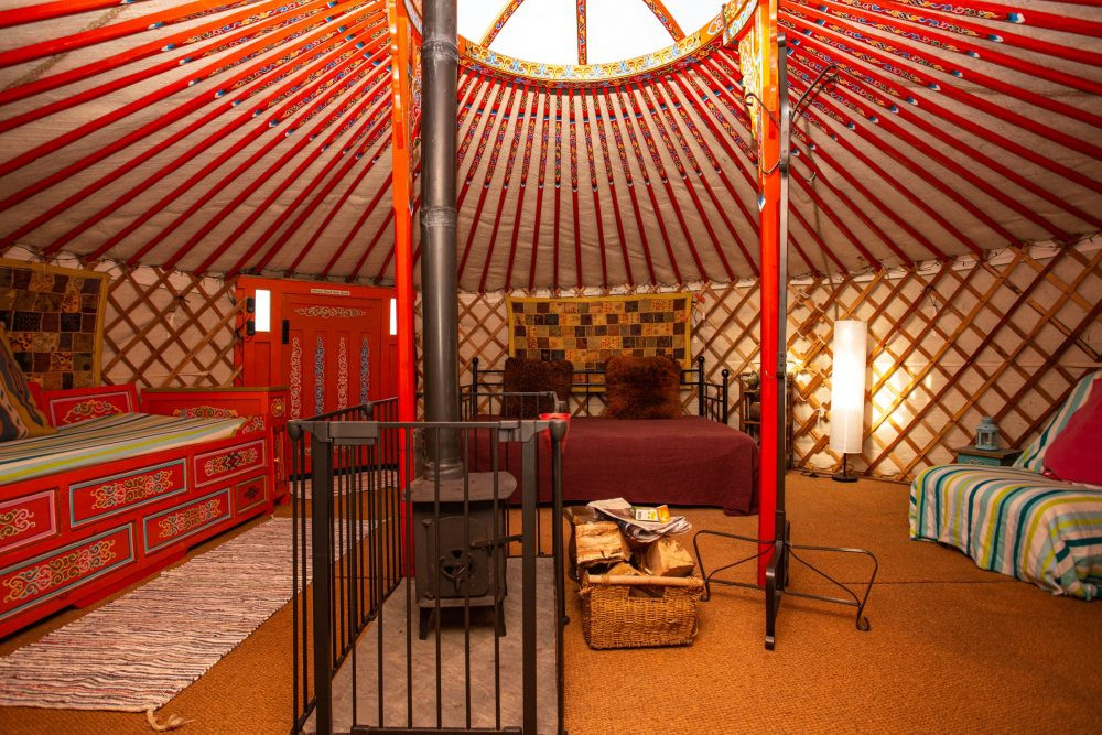 Search and Stay destination carousel image position 0