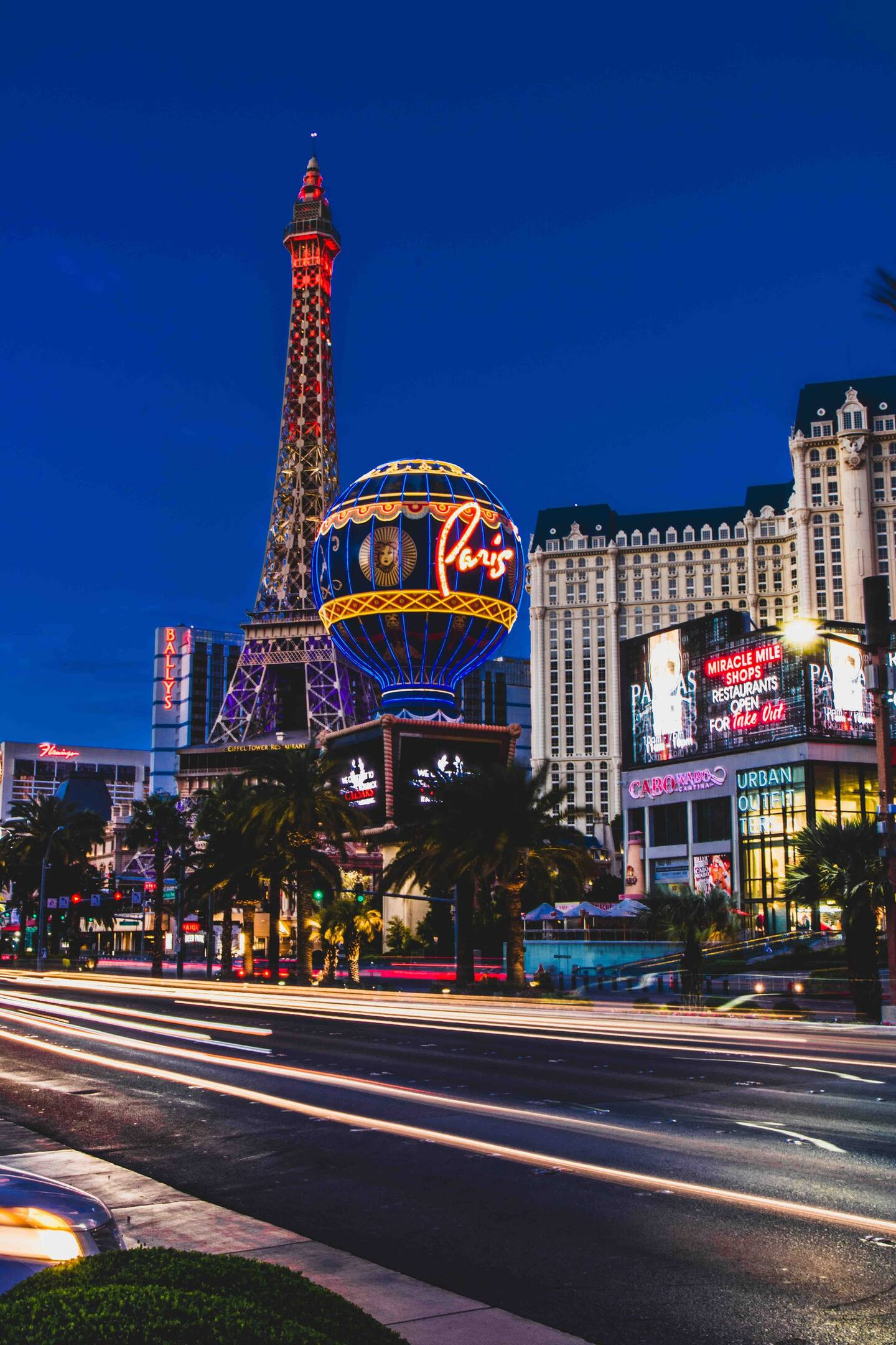 Search and Stay destination carousel image position 55