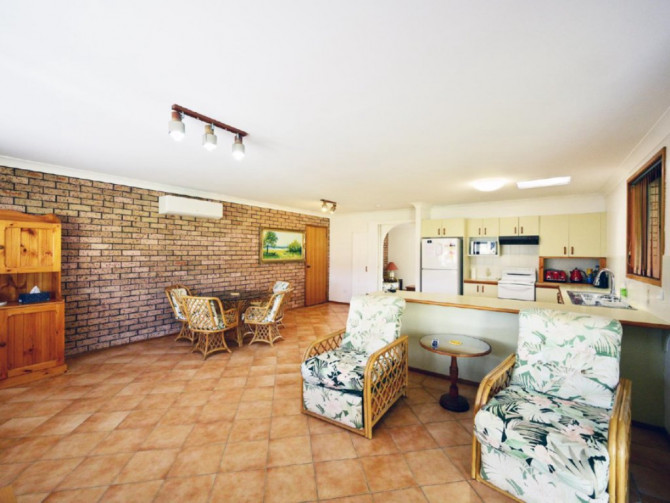 Search and Stay Pre Property, Toso Viti (Life is Good) in 26 Belle Villa Parade, Old Bar NSW 2430, Australia. Gallery position 3