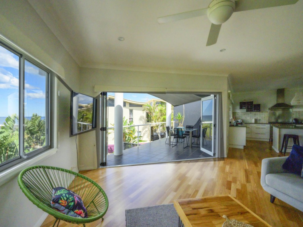 Search and Stay, undefined in undefined. Gallery position 2