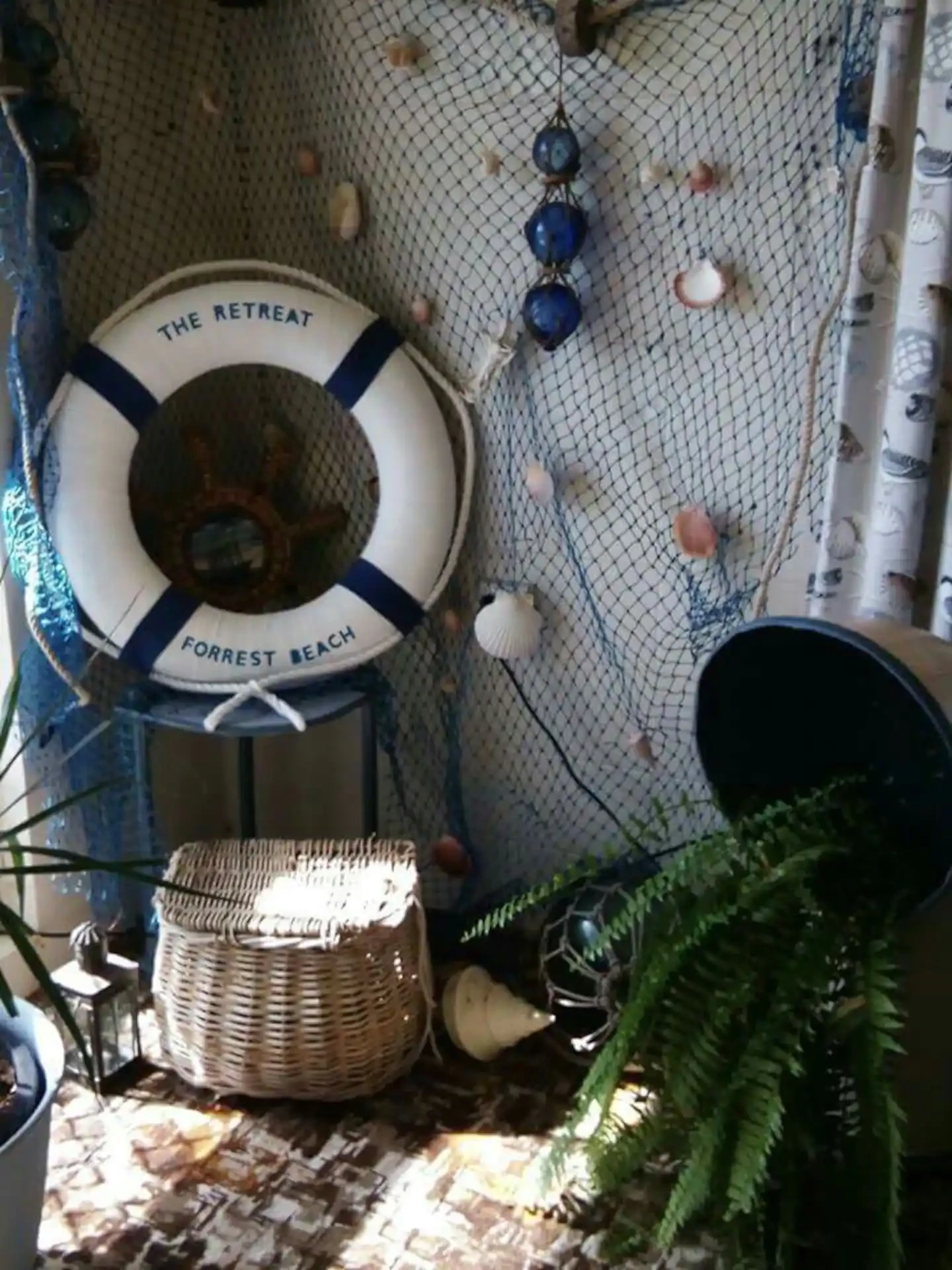 Search and Stay destination carousel image position 9