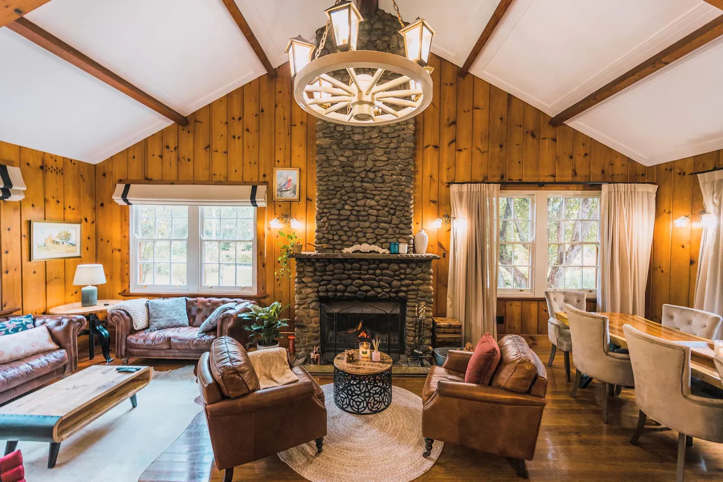 Search and Stay Destinations. Pet Friendly Rentals in Medlow Bath, NSW - Australia