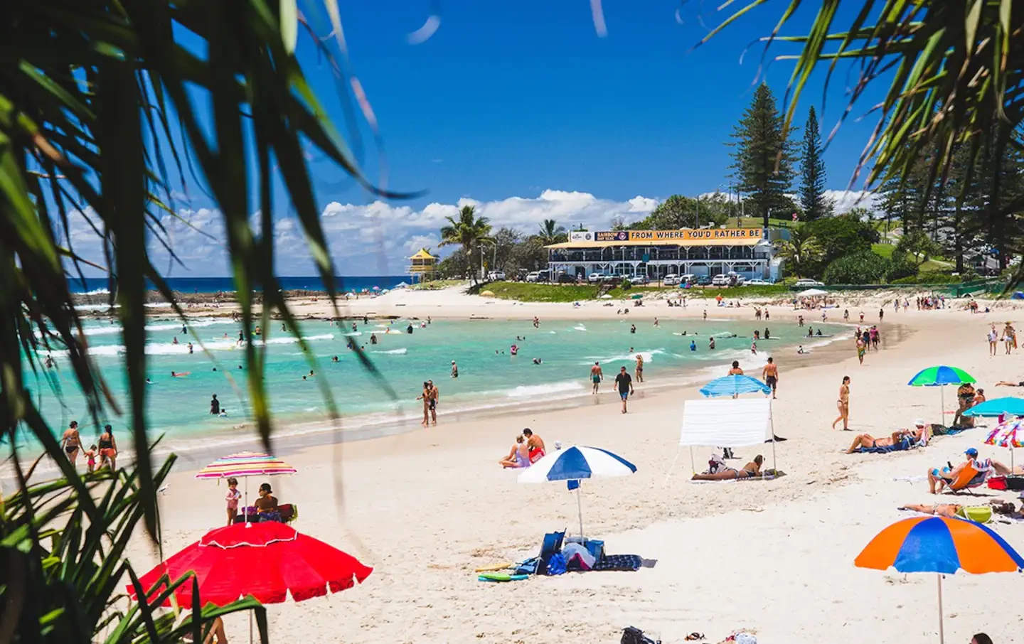 Search and Stay destination carousel image position 28