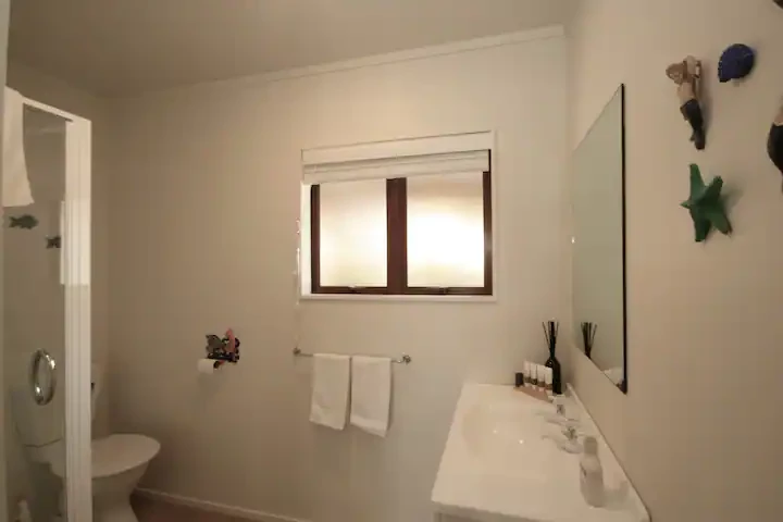 Search and Stay, undefined in undefined. Gallery position 1