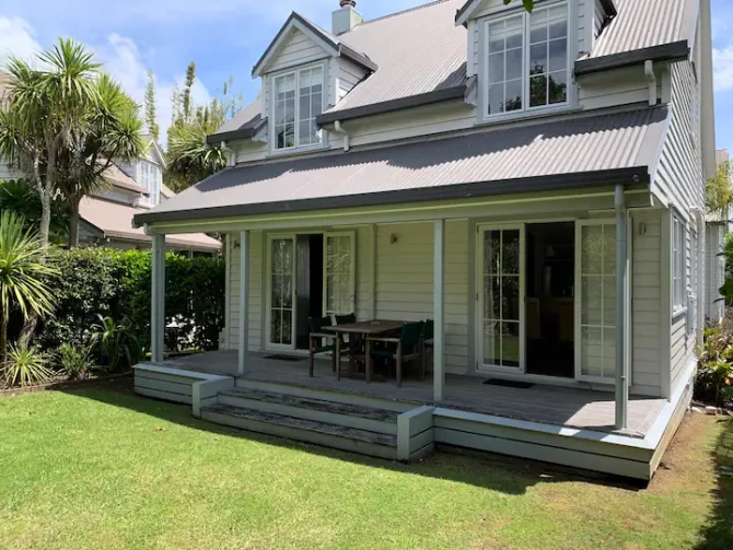 Search and Stay destination Russell, Northland - New Zealand from AU$ 323. Settlers Cottage