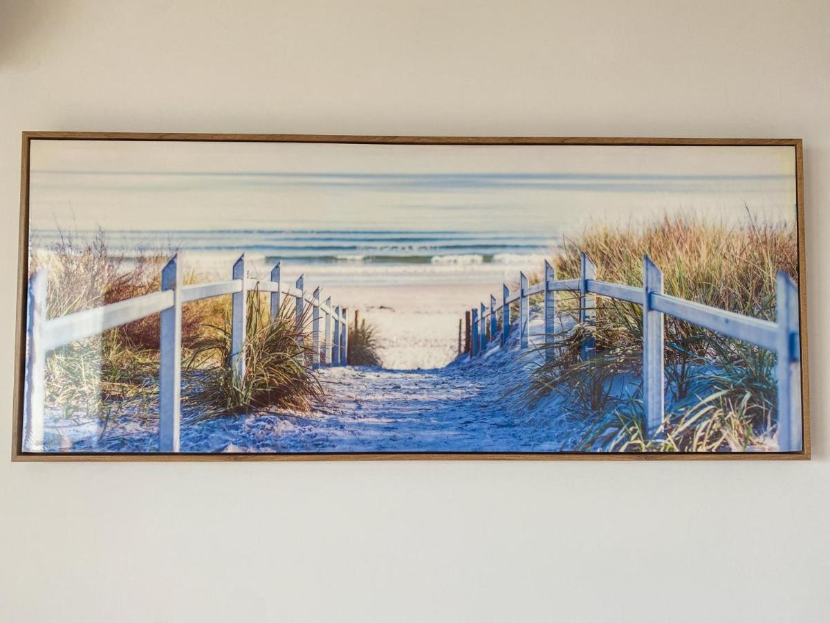 Search and Stay, undefined in undefined. Gallery position 4
