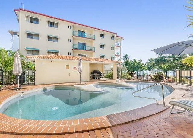 Search and Stay Pre Property, Strand Park Unit - U1 Ground floor in Townsville QLD 4810, Australia. Gallery position 0