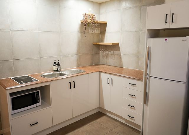 Search and Stay Pre Property, Strand Park Unit - U1 Ground floor in Townsville QLD 4810, Australia. Gallery position 3