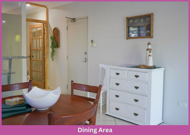 Search and Stay destination carousel image position 19