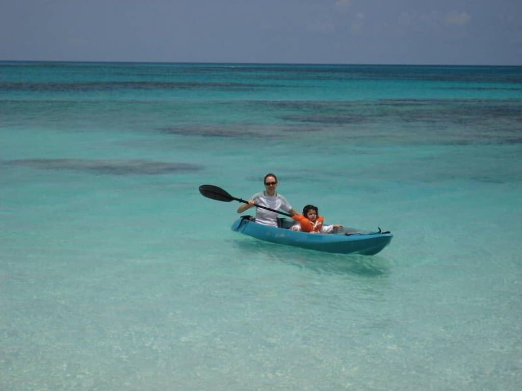 Search and Stay destination carousel image position 24