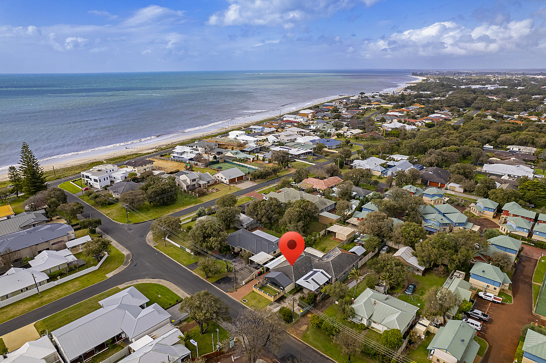 Search and Stay, undefined in undefined. Gallery position 2