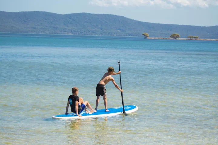 Search and Stay destination carousel image position 23