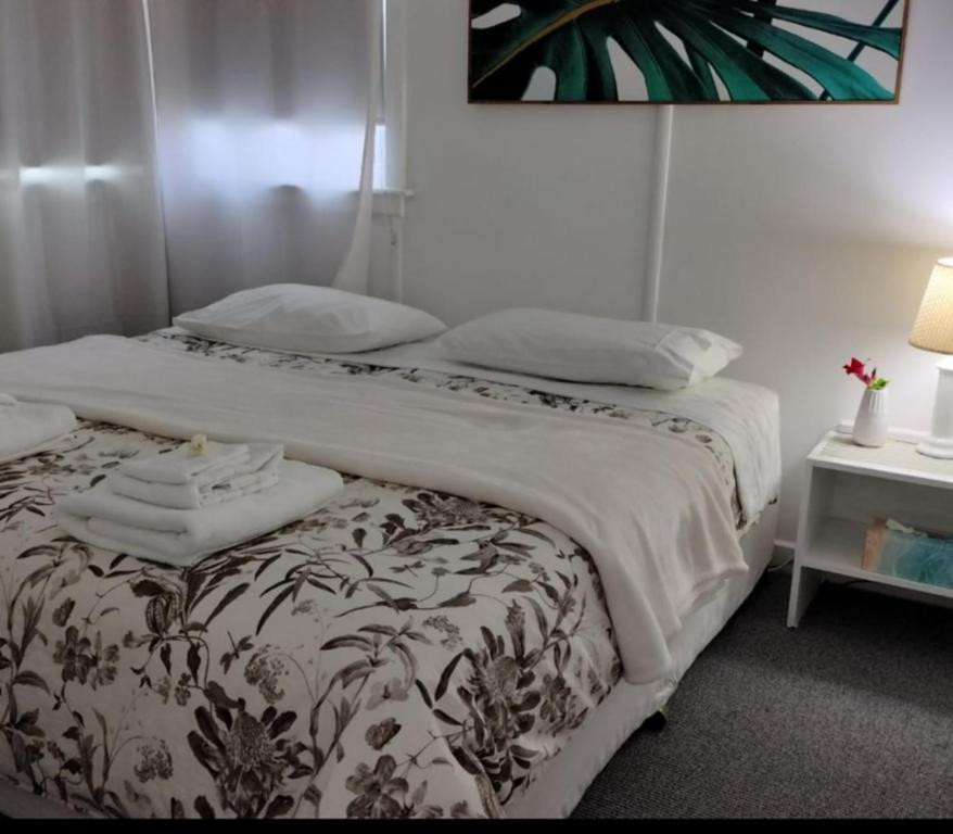 Search and Stay, undefined in undefined. Gallery position 3