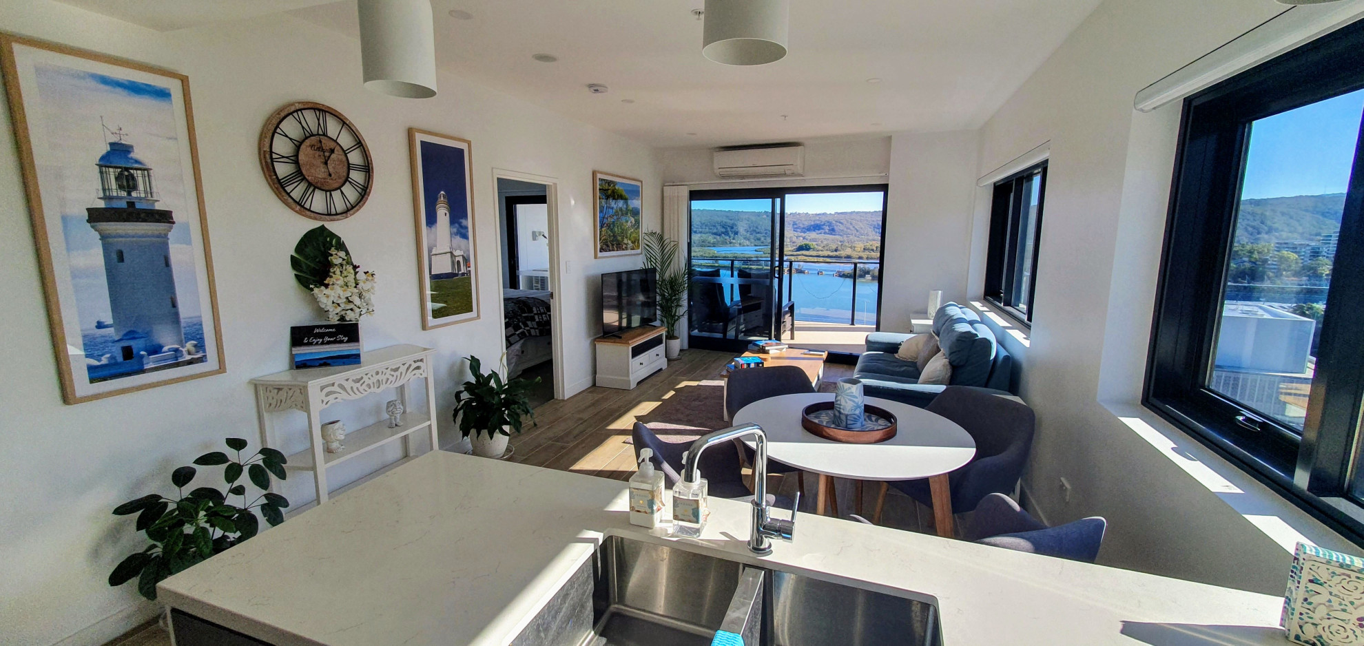 Search and Stay, undefined in undefined. Gallery position 1