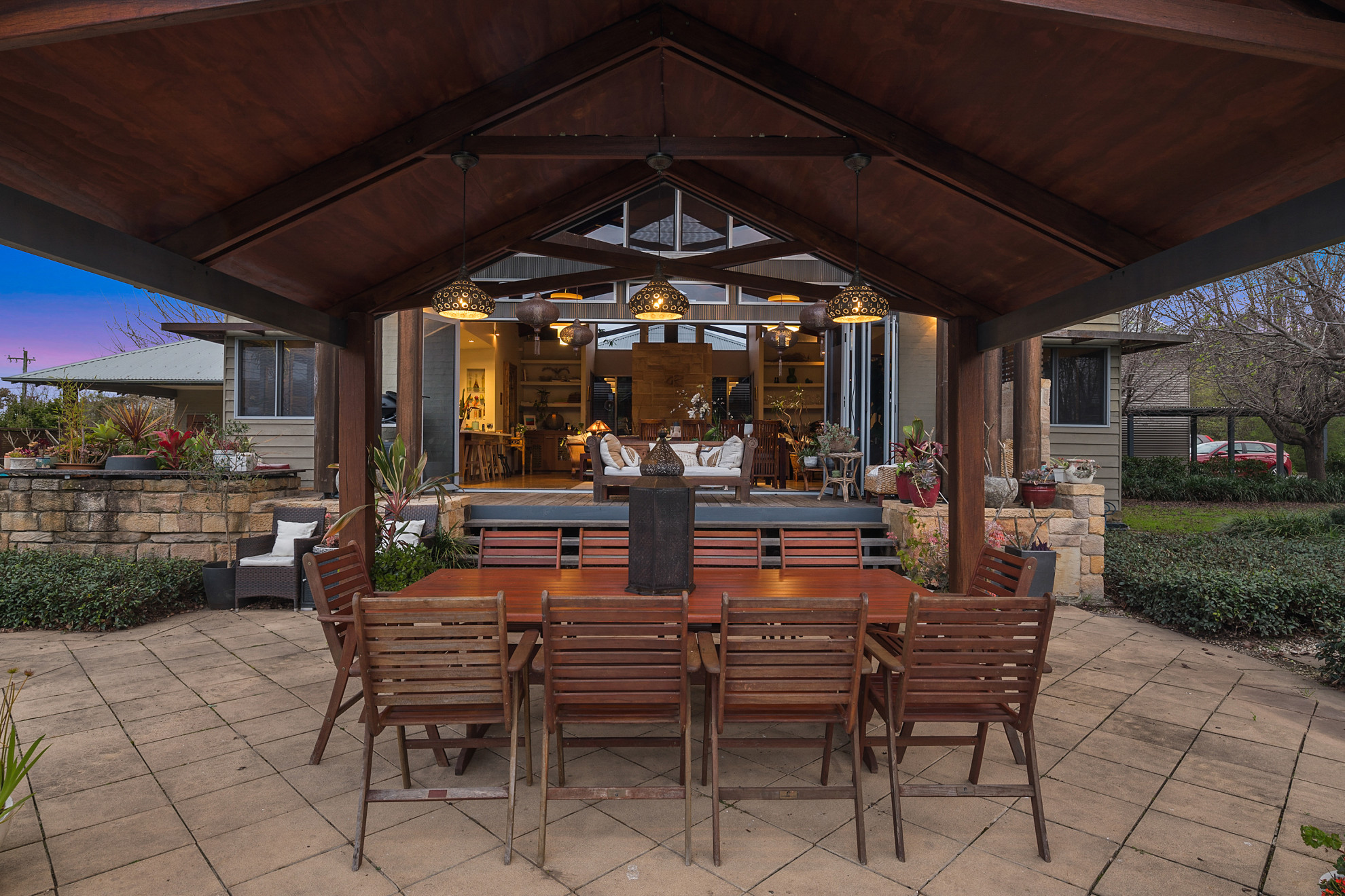 Search and Stay, undefined in undefined. Gallery position 4