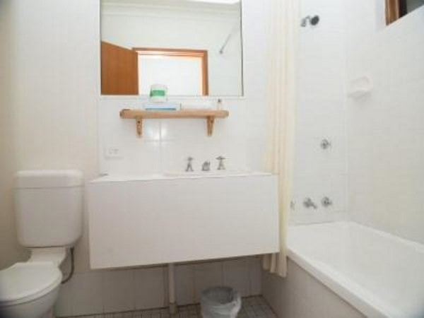 Search and Stay, undefined in undefined. Gallery position 4