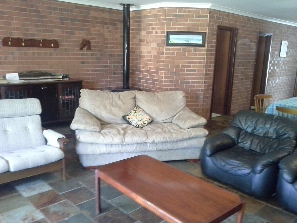 Search and Stay, undefined in undefined. Gallery position 4
