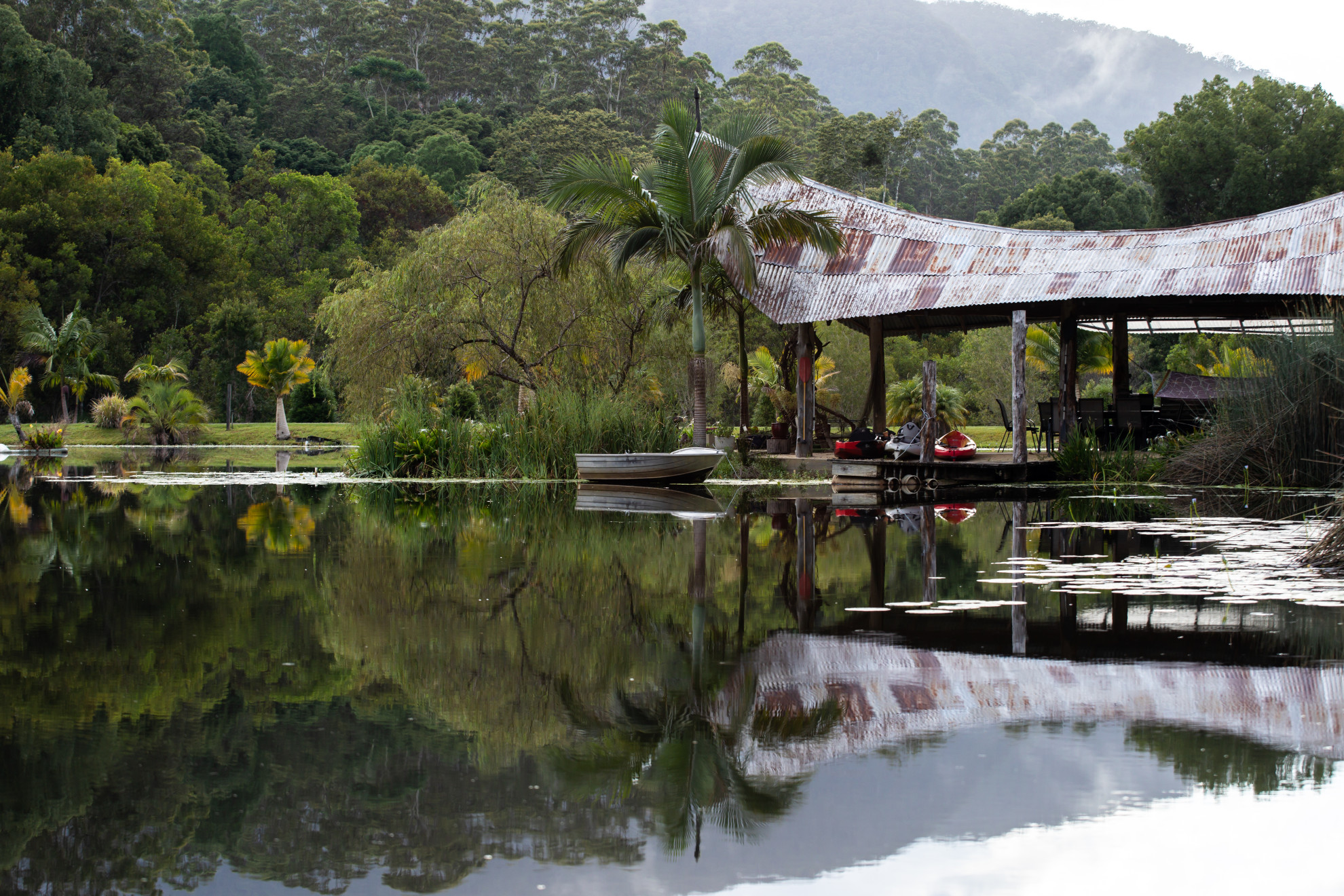 Search and Stay destination carousel image position 15
