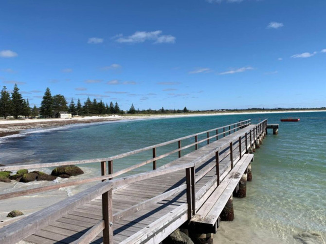 Search and Stay Pre Property, Middleton Beach Front Apartment - Unit 3 in 1 Middleton Rd, Middleton Beach WA 6330, Australia. Gallery position 3