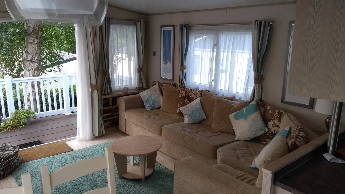 Search and Stay, undefined in undefined. Gallery position 1