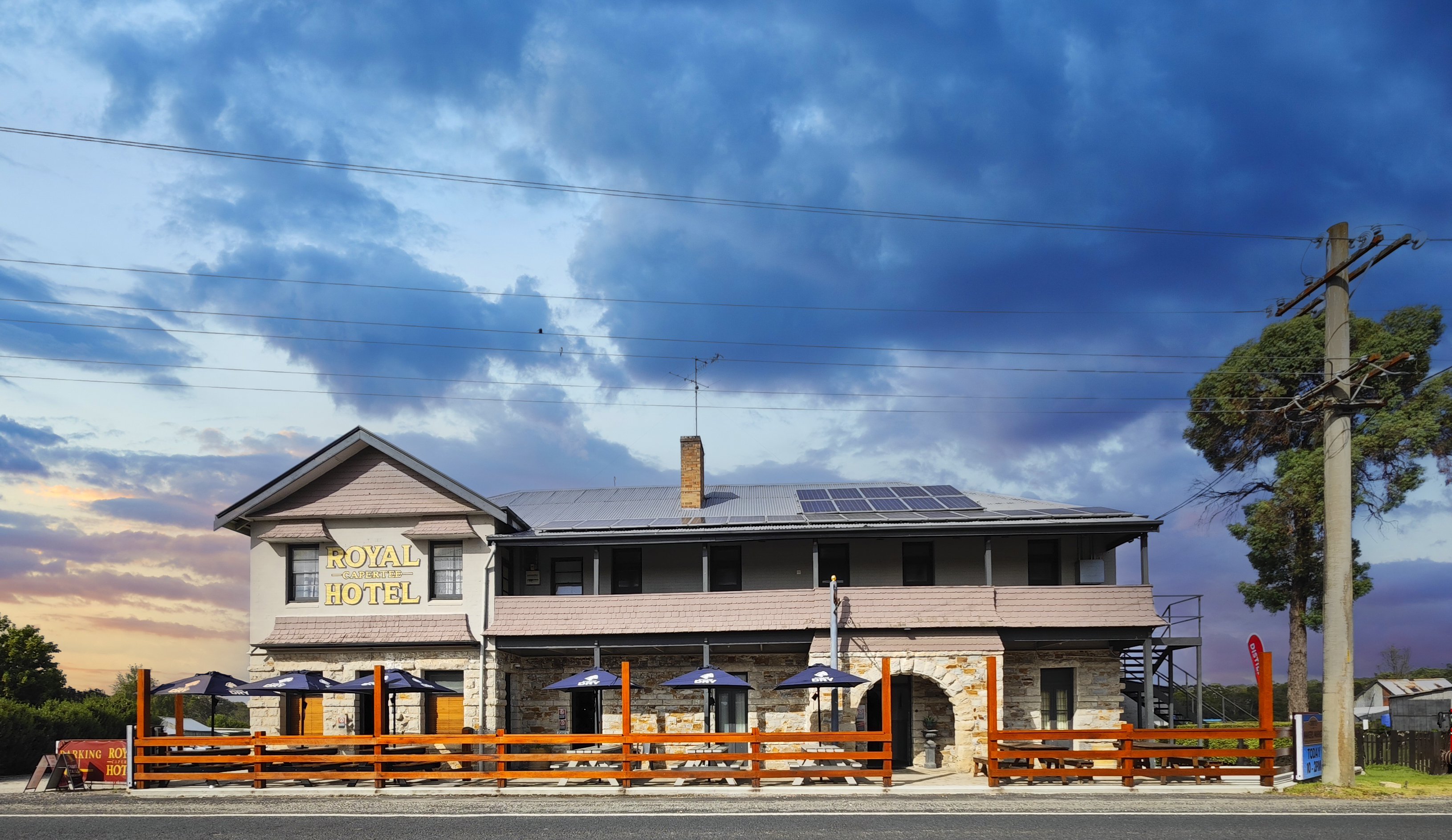 Search and Stay destination carousel image position 0
