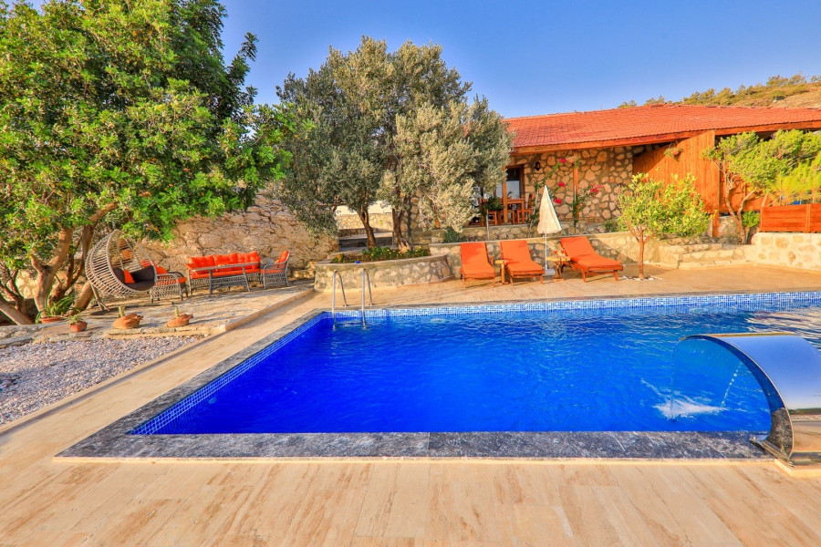 Search and Stay, undefined in undefined. Gallery position 1