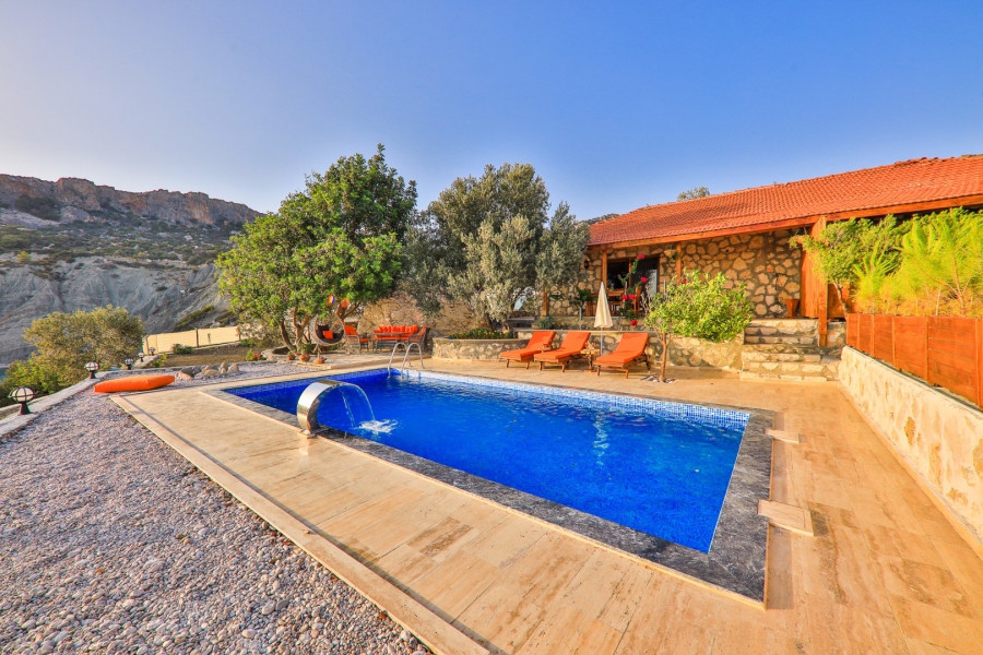 Search and Stay, undefined in undefined. Gallery position 3