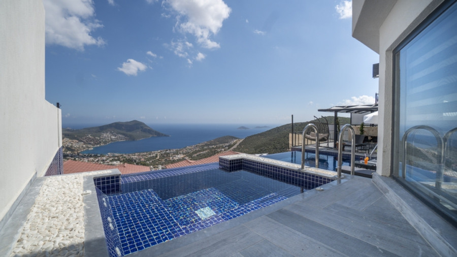 Search and Stay, undefined in undefined. Gallery position 0