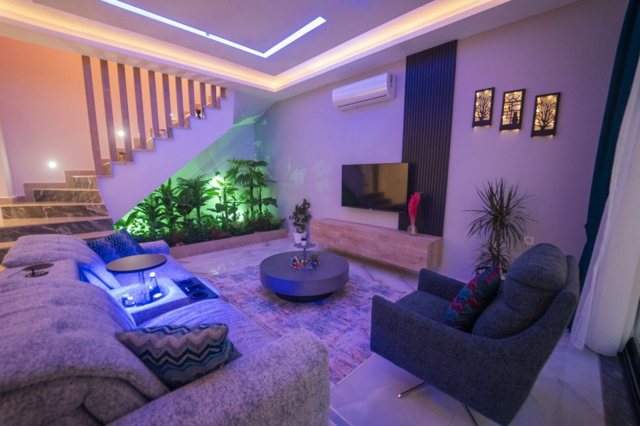 Search and Stay, undefined in undefined. Gallery position 1