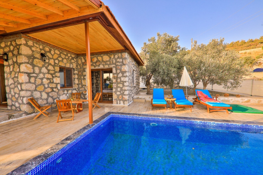 Search and Stay, undefined in undefined. Gallery position 4