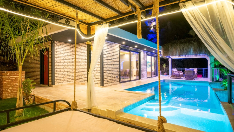 Search and Stay, undefined in undefined. Gallery position 2