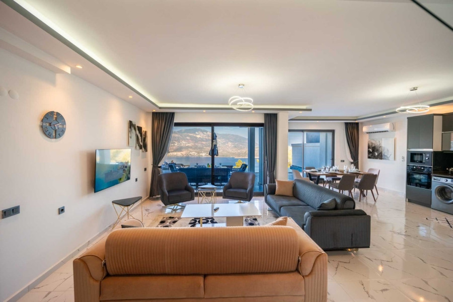 Search and Stay, undefined in undefined. Gallery position 2