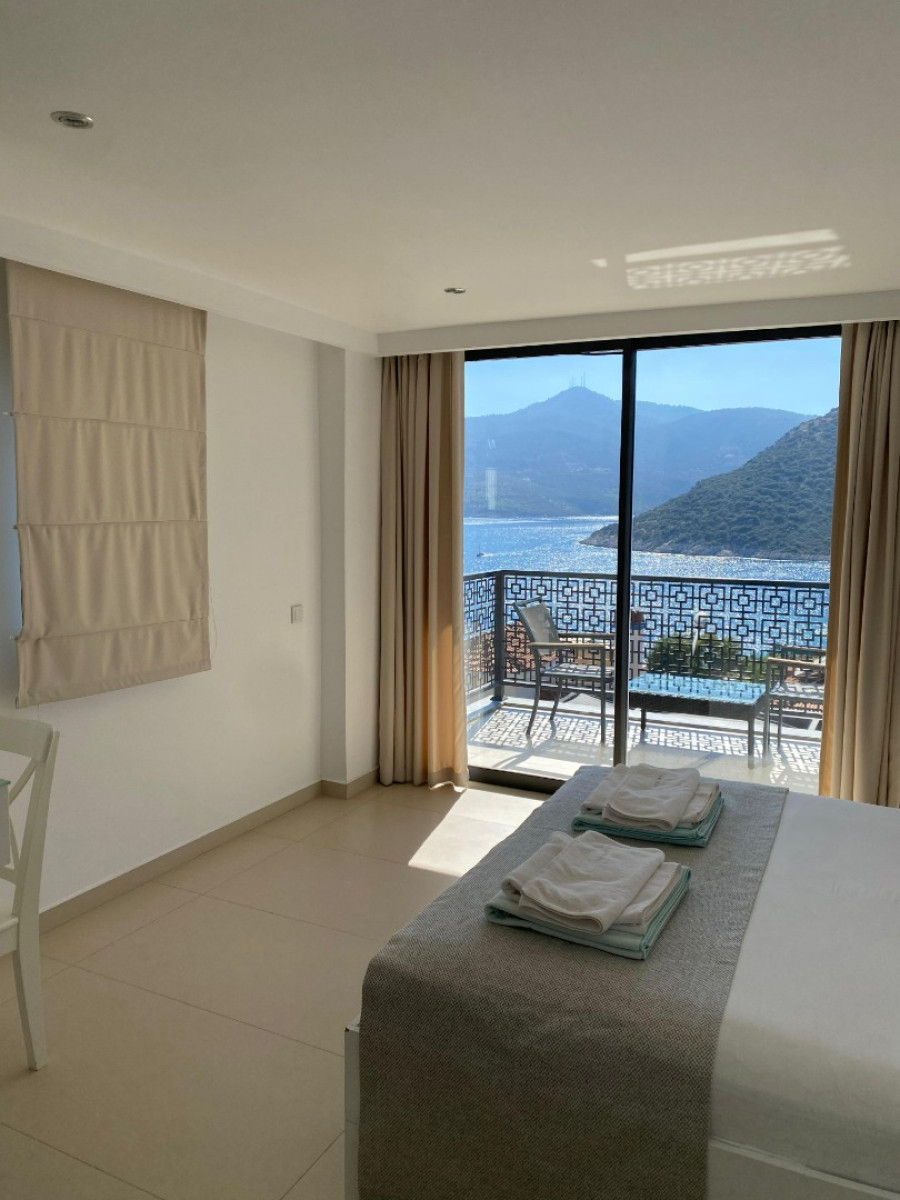 Search and Stay, undefined in undefined. Gallery position 4