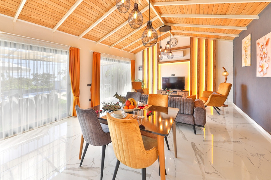 Search and Stay, undefined in undefined. Gallery position 3