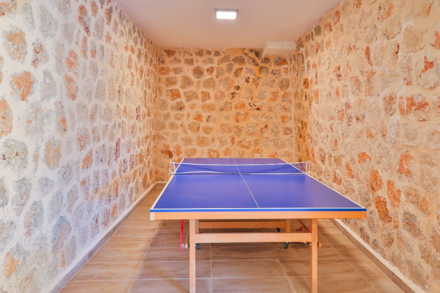 Search and Stay, undefined in undefined. Gallery position 2