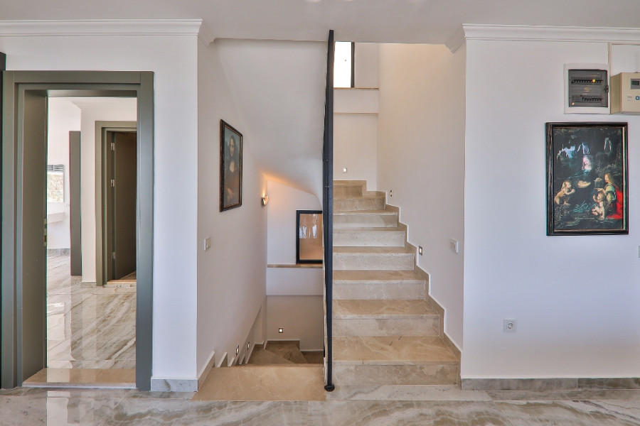 Search and Stay, undefined in undefined. Gallery position 1